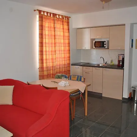 Apartamento Antonia Klenovica